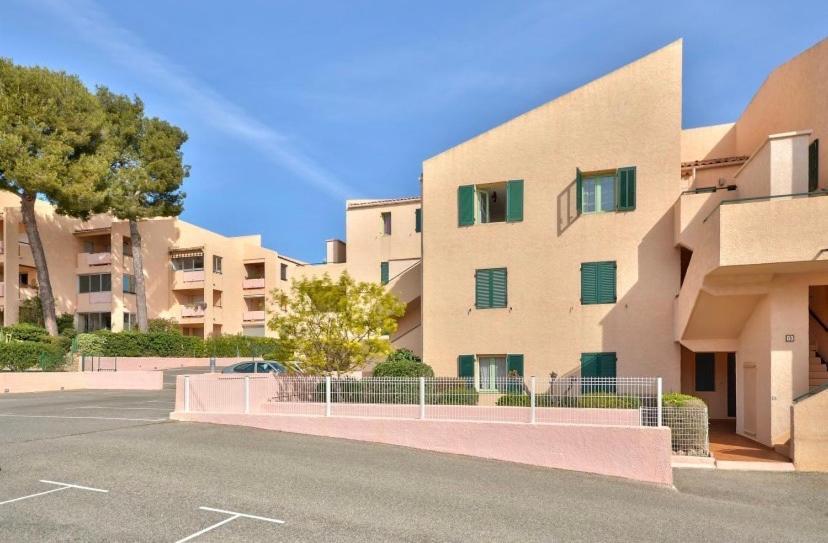Studio Avec Piscines A 500M De La Plage Bandol Zewnętrze zdjęcie